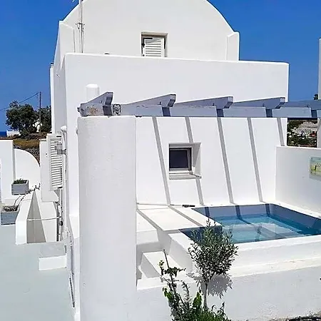 Boutique In Santorini Next To The Sea Hotel