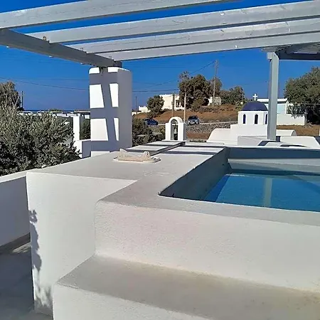 Boutique In Santorini Next To The Sea Oia (Santorini)
